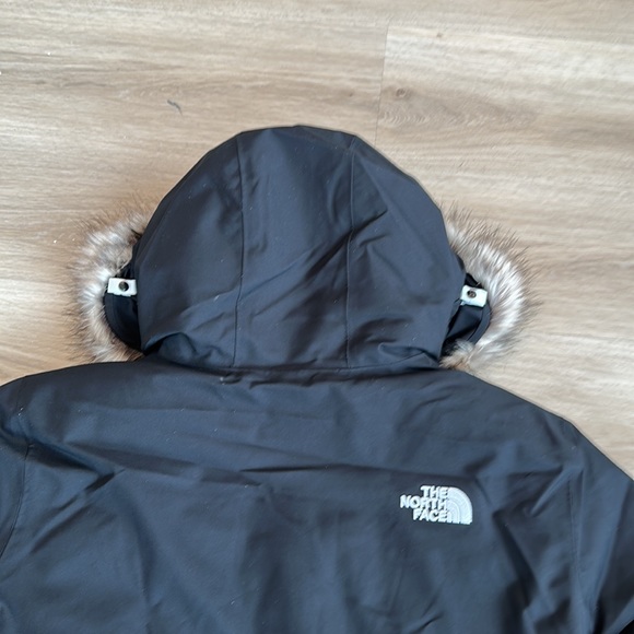 The North Face Women's Arctic Parka size xl color black NWOT - Picture 12 of 14